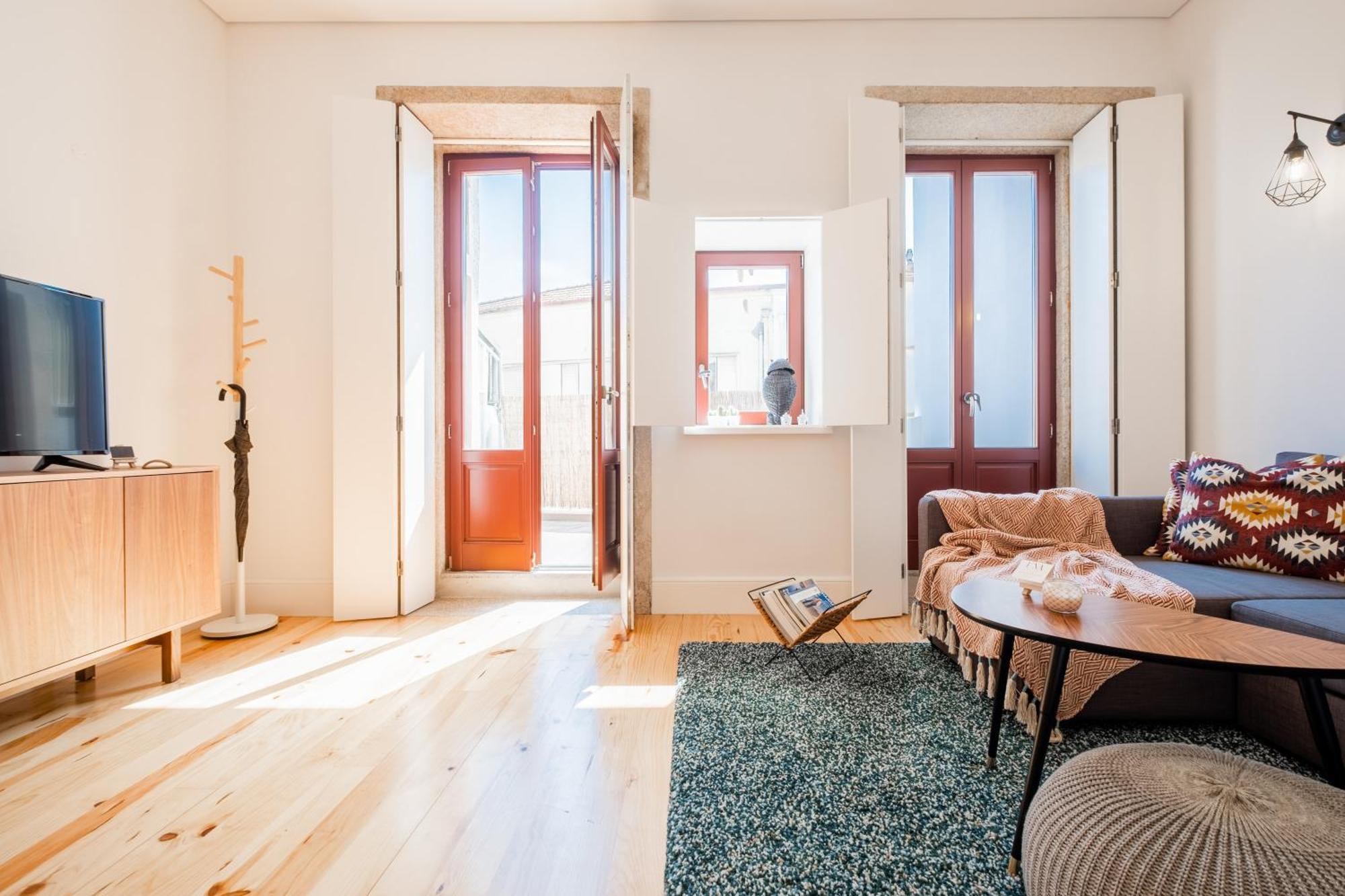 Appartamento Host Wise - Sunny Downtown *